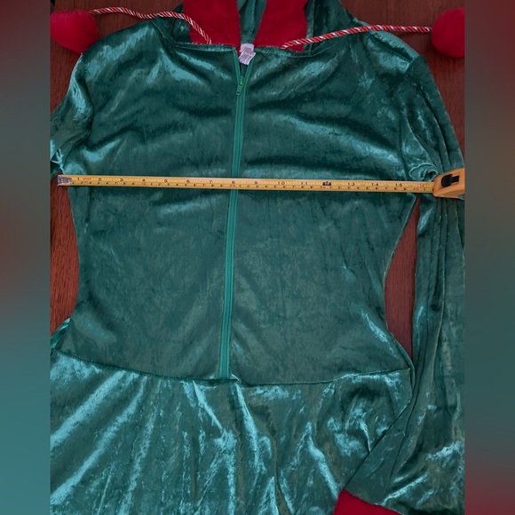 NWT Green & Red Sassy Elf Santa Costume Set - Picture 7 of 10